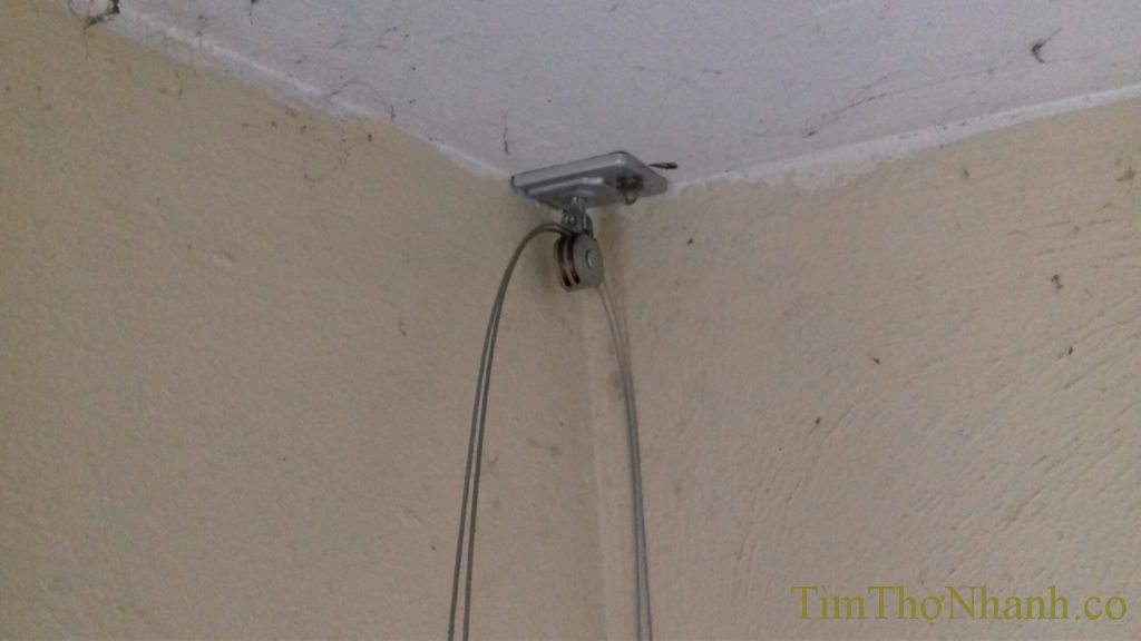 Thay dây cáp giàn phơi thông minh giá rẻ chỉ với 100k